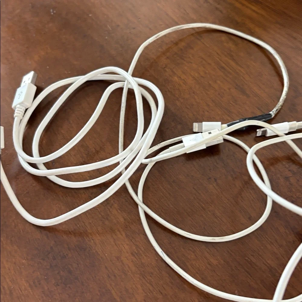 White USB Charging Cables for iPhone